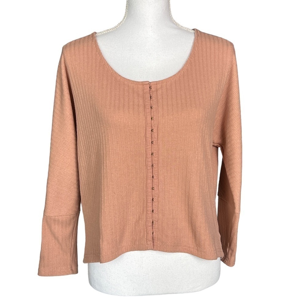 Boheme Textured Scoop Neck Top hook closure front, long sleeve blouse Size XS